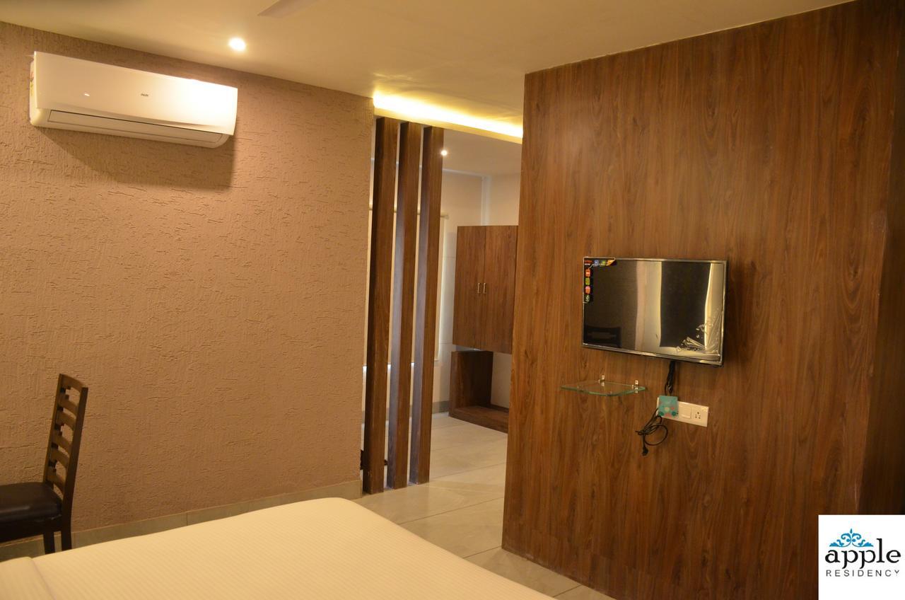 Отель Apple Residency Patan  Экстерьер фото